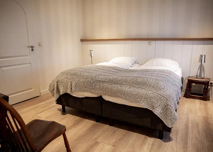 Boerderij Zonneveld 펜션 *